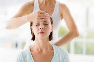 Treatment-for-Headaches-and-migraines-with-physio-help